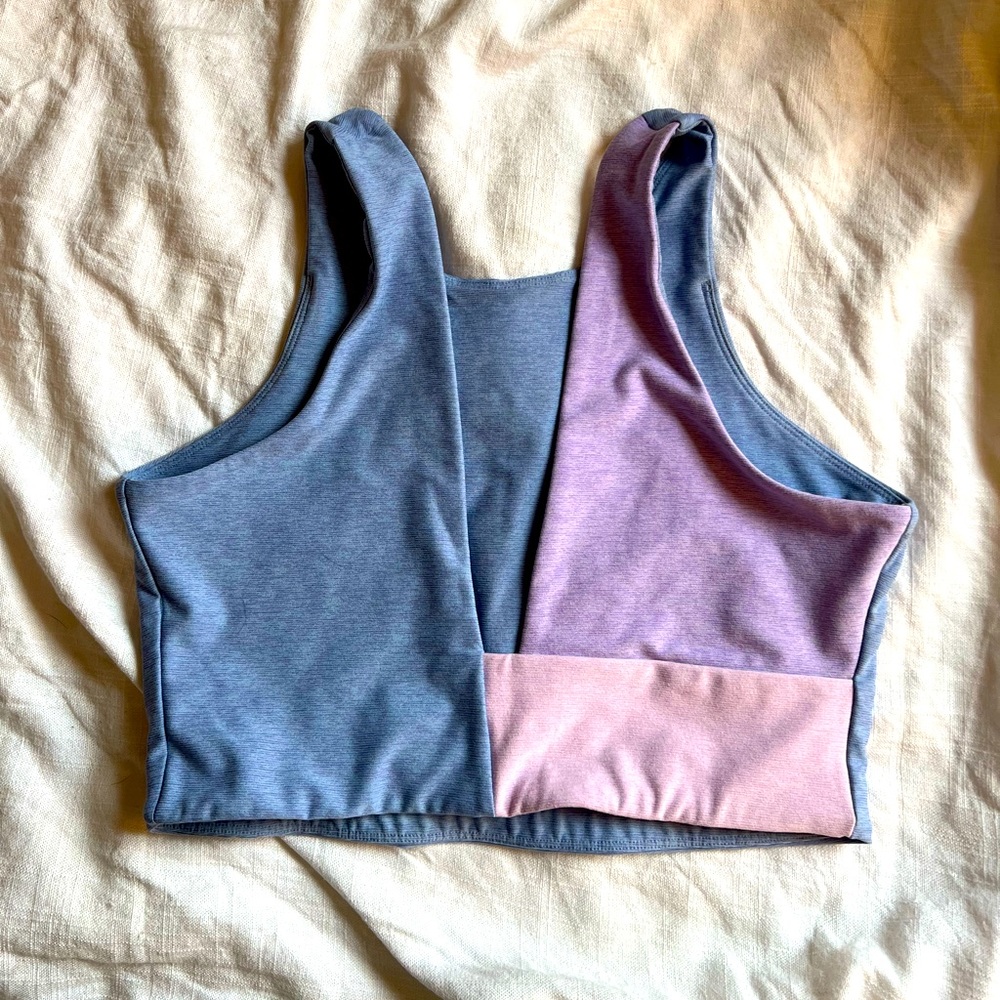 OV Venus Crop Top - Picture 2 of 5